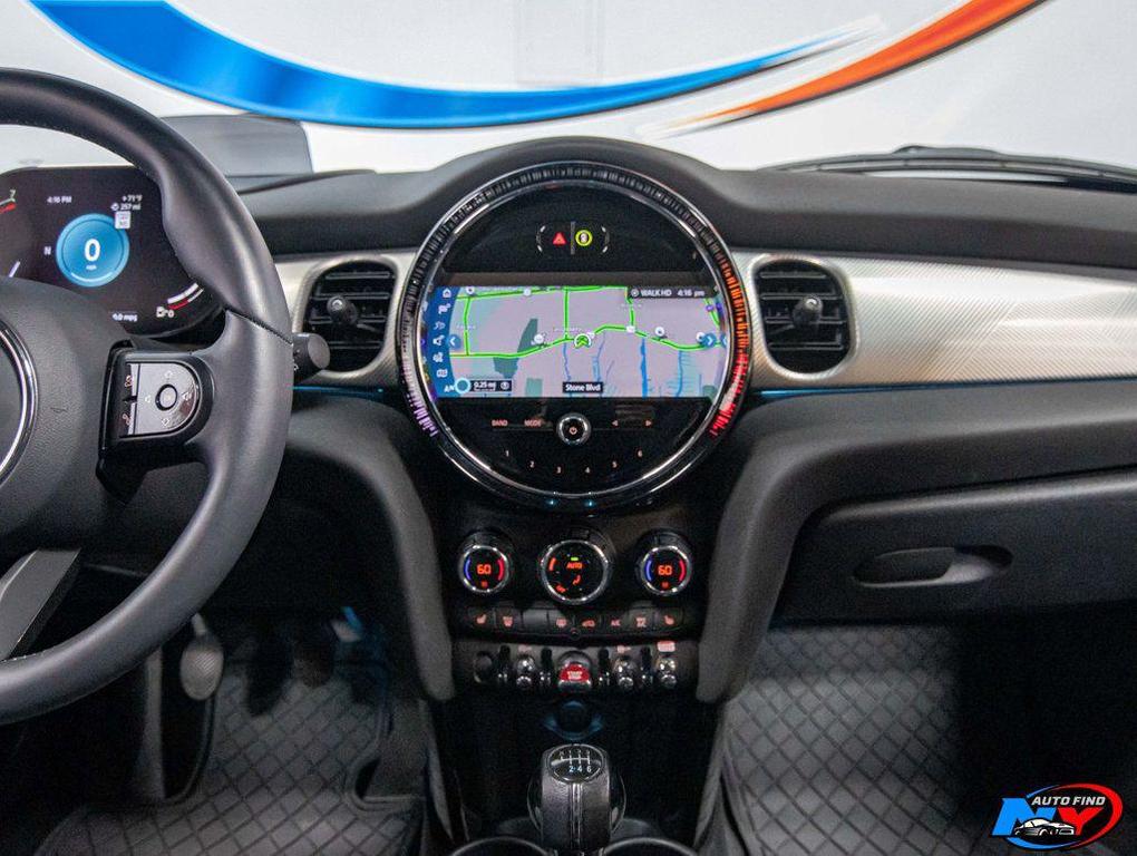 used 2024 MINI Hardtop car, priced at $28,985