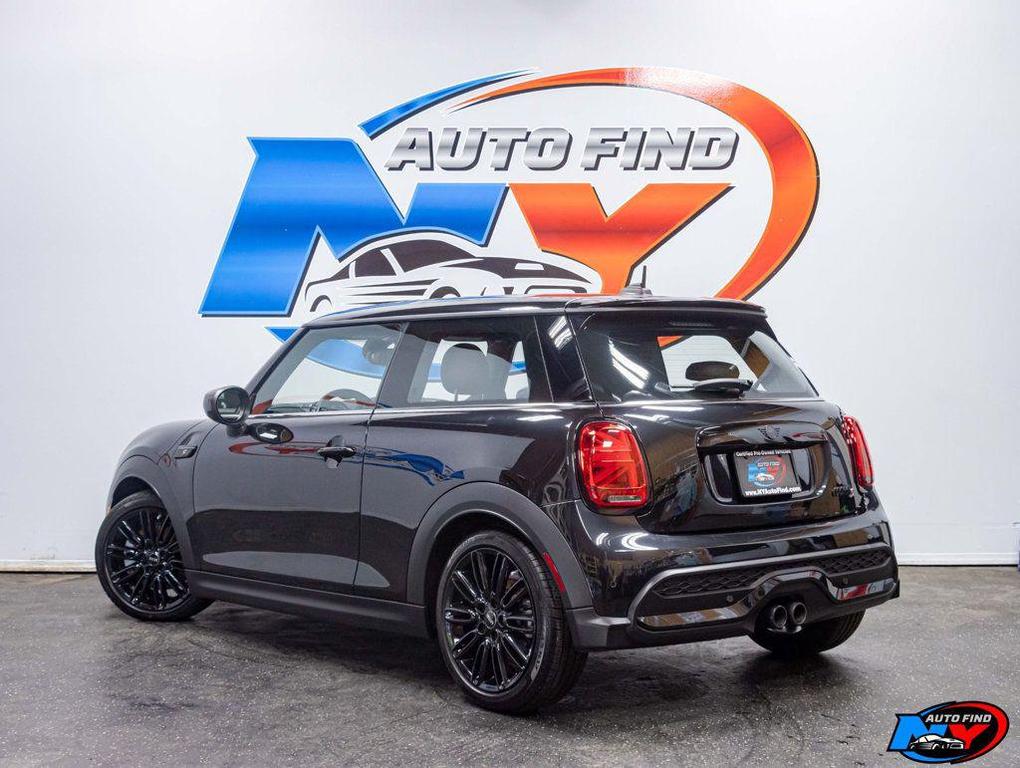 used 2024 MINI Hardtop car, priced at $28,985