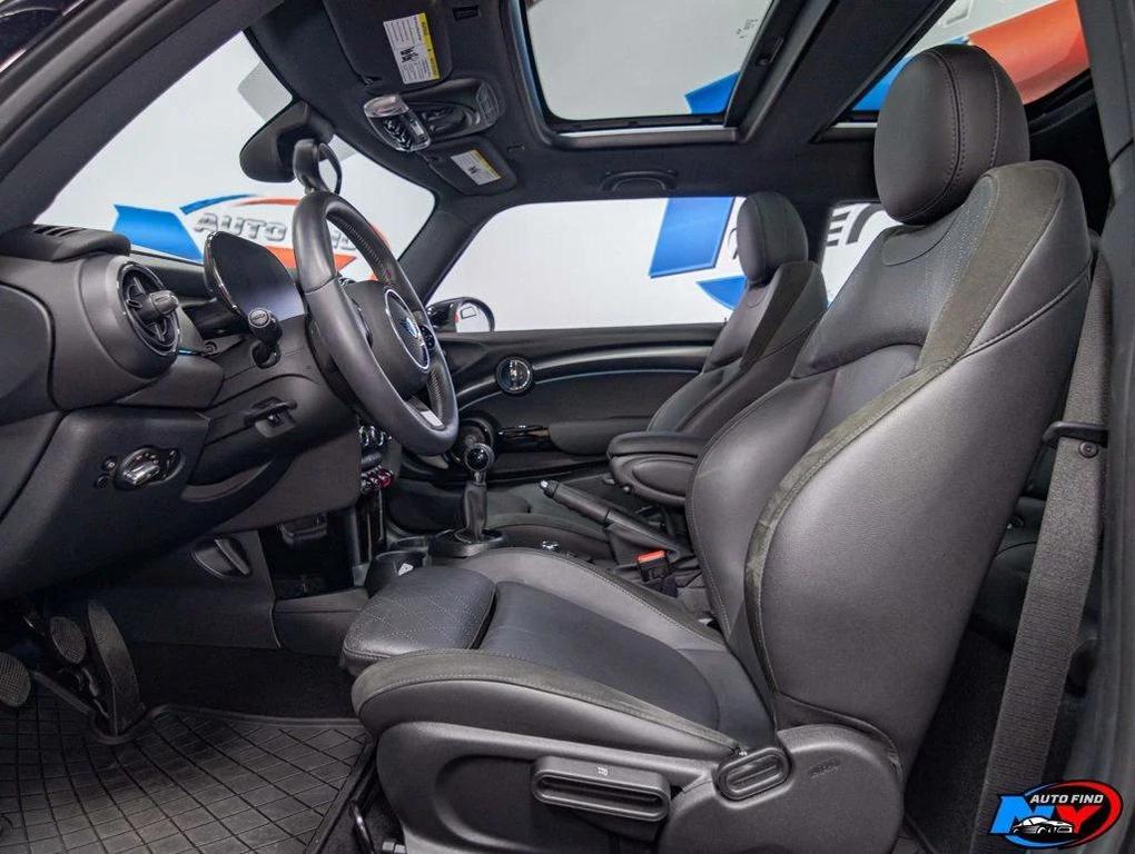used 2024 MINI Hardtop car, priced at $28,985