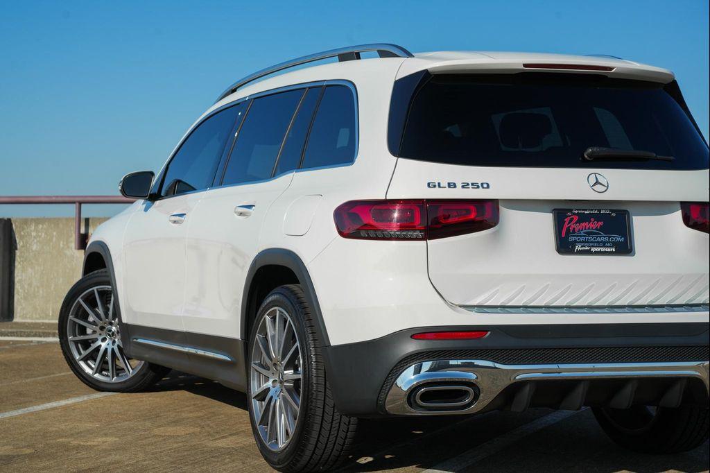 used 2021 Mercedes-Benz GLB 250 car, priced at $29,900