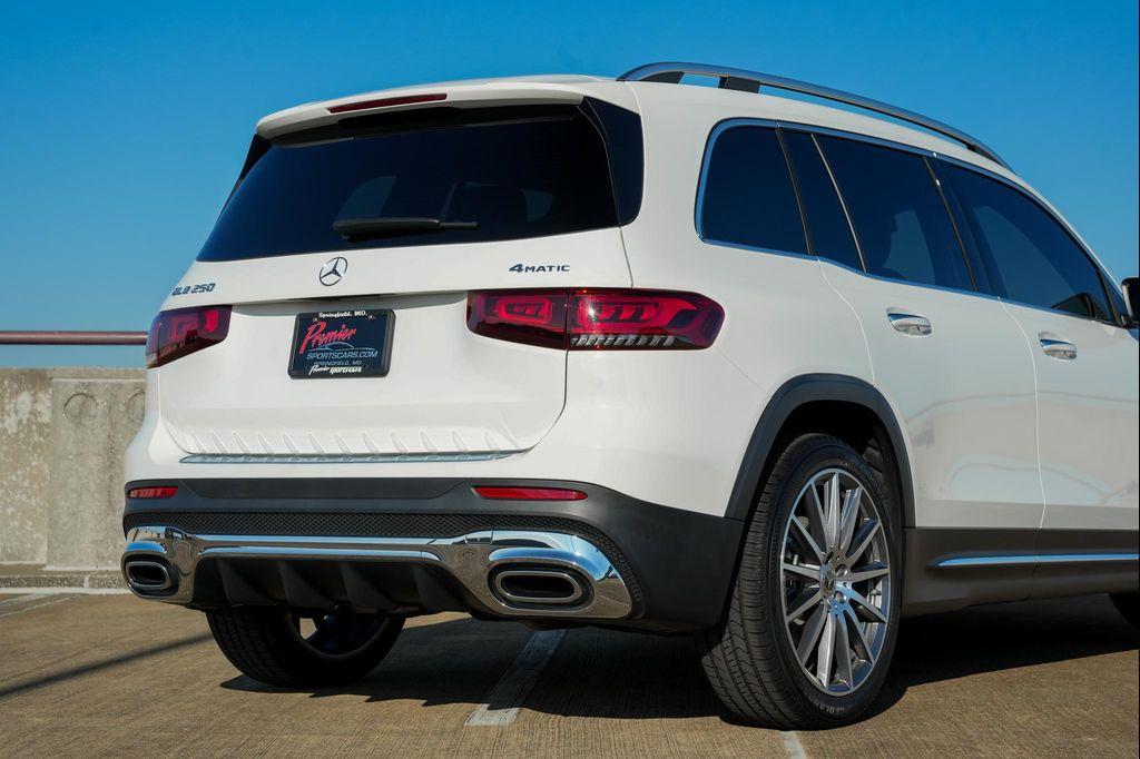 used 2021 Mercedes-Benz GLB 250 car, priced at $29,900