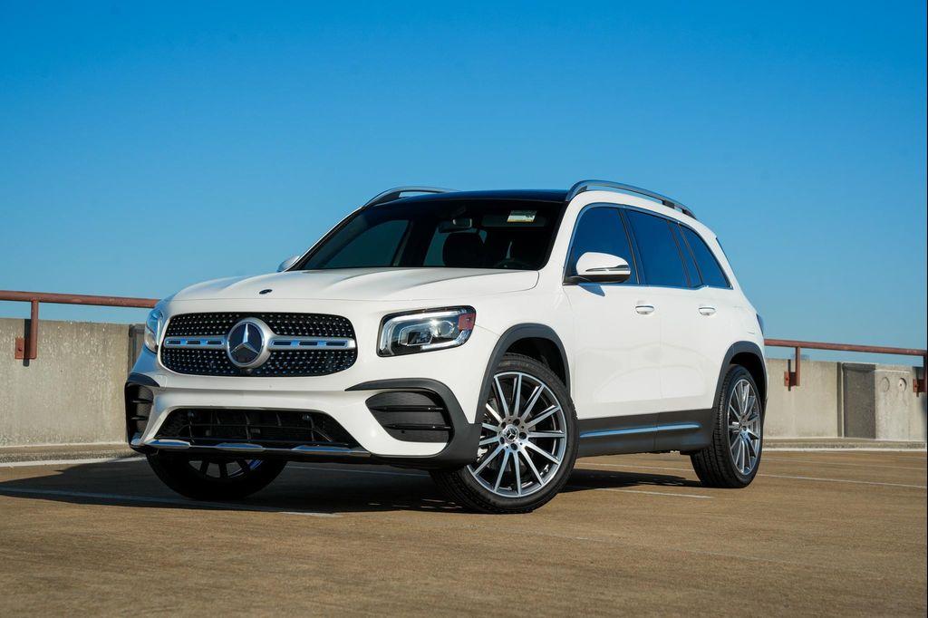 used 2021 Mercedes-Benz GLB 250 car, priced at $29,900