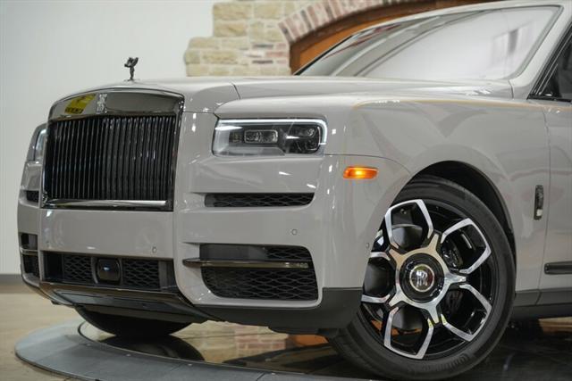 used 2022 Rolls-Royce Cullinan car, priced at $349,900