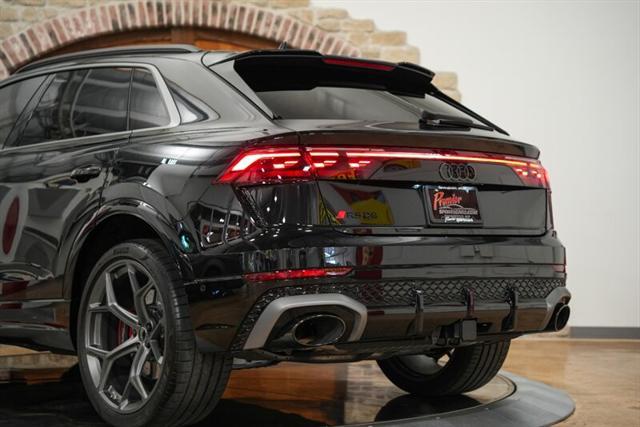 used 2025 Audi RS Q8 car, priced at $149,900