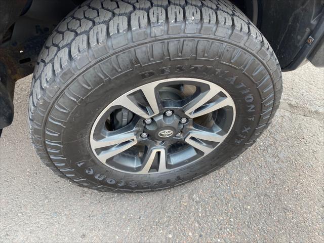 used 2007 Toyota FJ Cruiser car, priced at $14,988