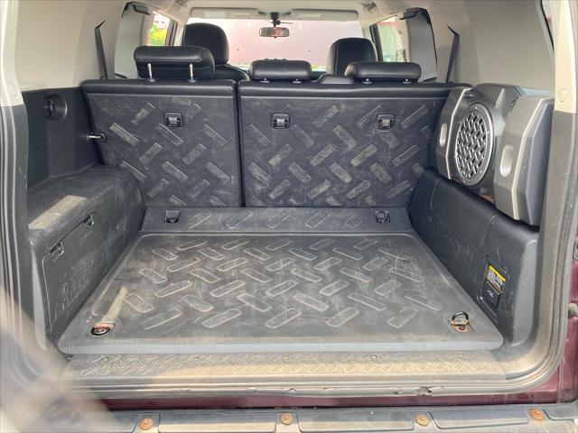 used 2007 Toyota FJ Cruiser car, priced at $14,988