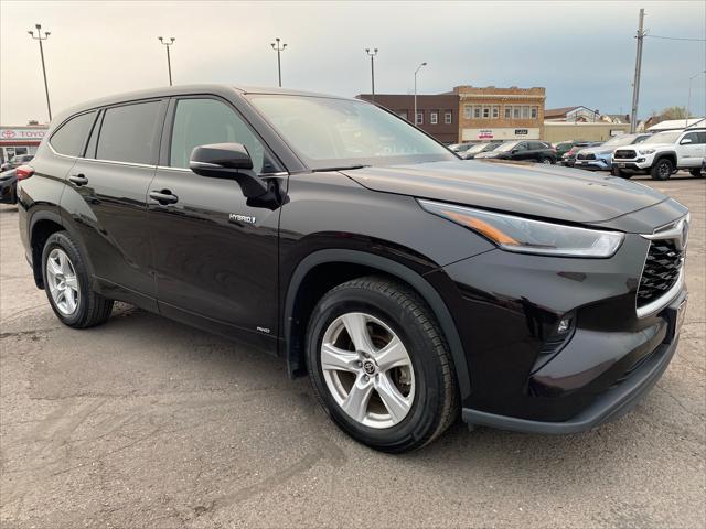 used 2021 Toyota Highlander Hybrid car, priced at $34,988