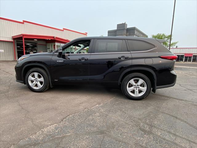 used 2021 Toyota Highlander Hybrid car, priced at $34,988