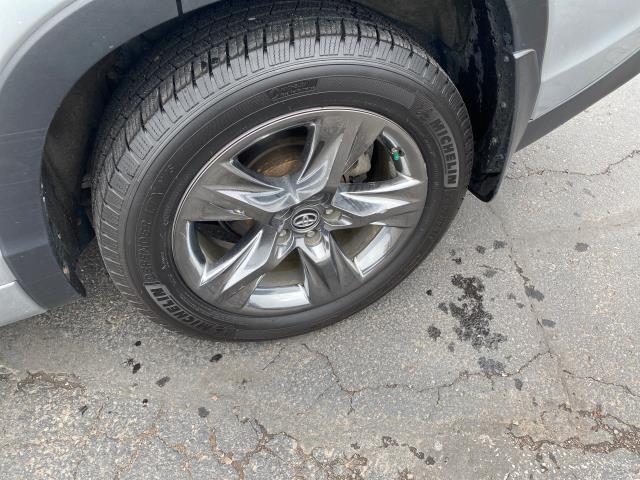 used 2018 Toyota Highlander Hybrid car, priced at $25,988