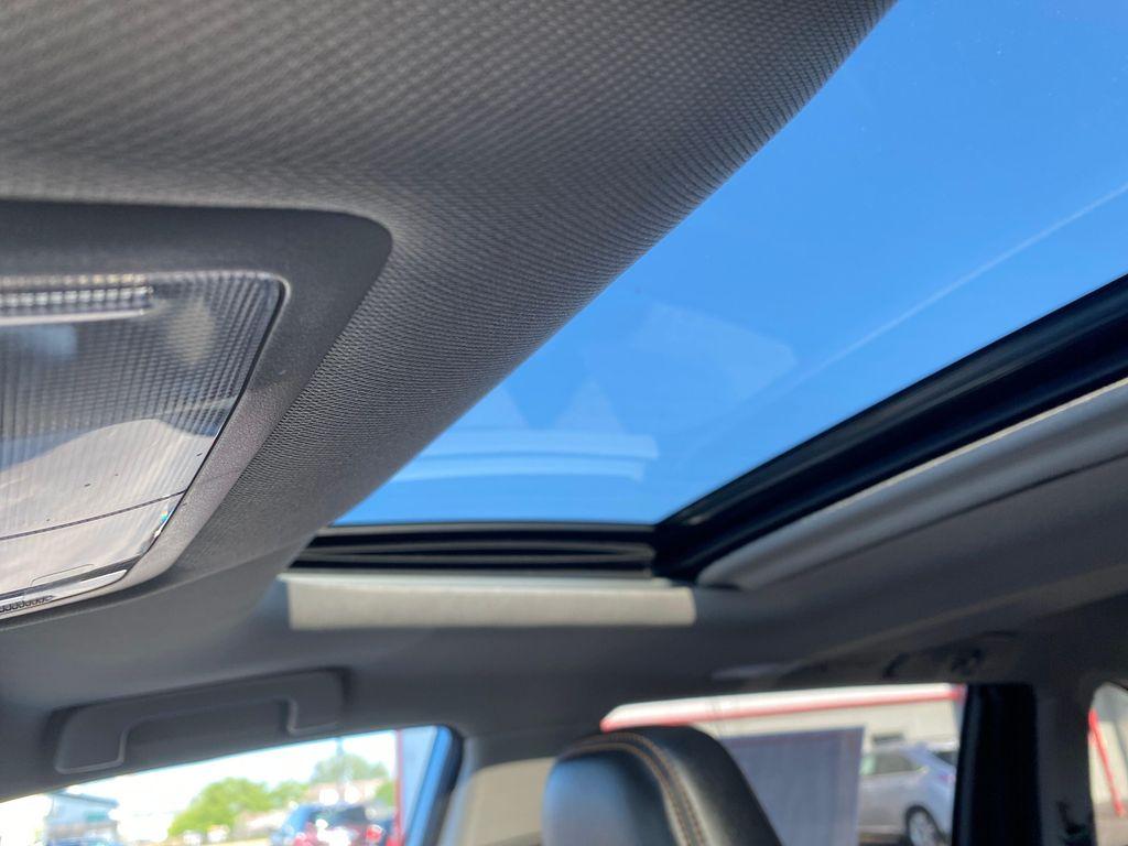 used 2018 Toyota Highlander car, priced at $26,988
