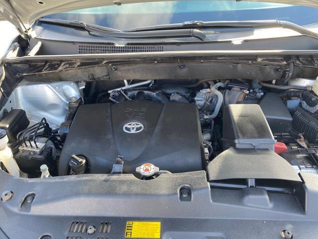 used 2018 Toyota Highlander car, priced at $26,988