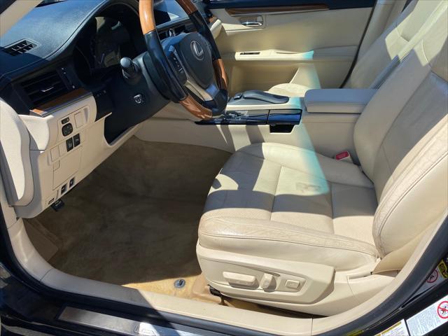 used 2013 Lexus ES 300h car, priced at $10,988