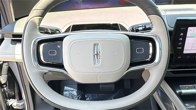 new 2025 Lincoln Nautilus car, priced at $62,320