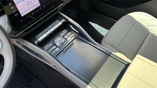 new 2025 Lincoln Nautilus car, priced at $62,320