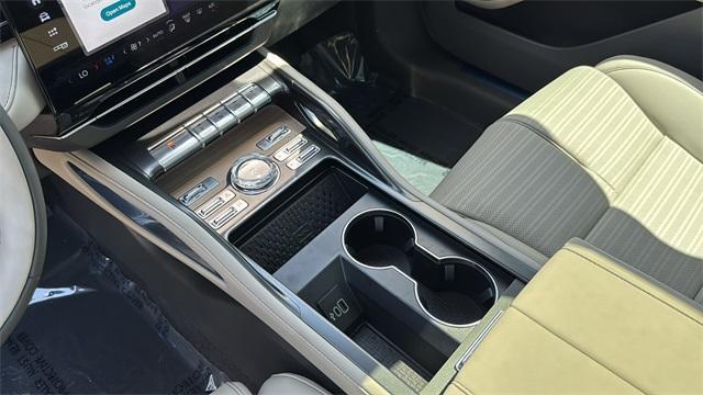 new 2025 Lincoln Nautilus car, priced at $67,730