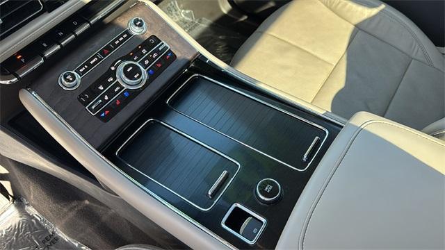 used 2020 Lincoln Aviator car, priced at $37,567