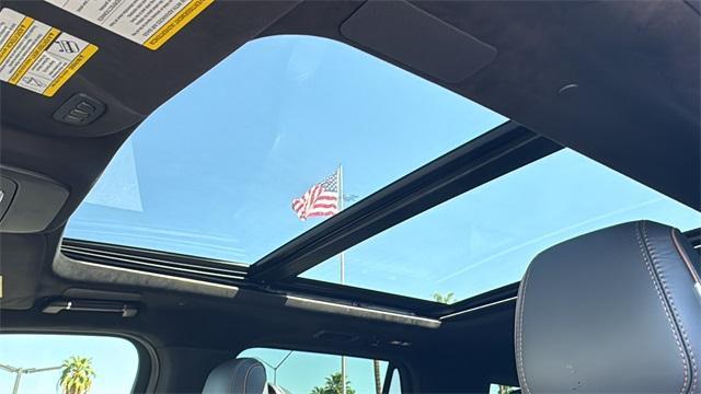 new 2025 Lincoln Navigator L car, priced at $123,190