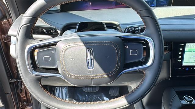 new 2025 Lincoln Navigator L car, priced at $123,190