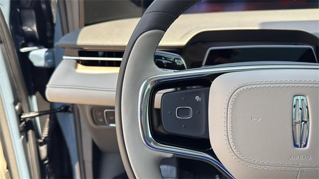 new 2025 Lincoln Nautilus car, priced at $66,525