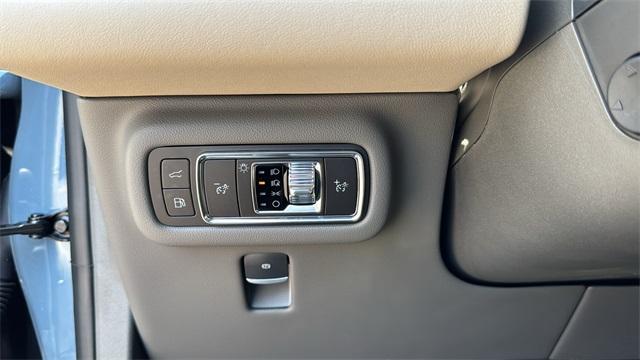 new 2025 Lincoln Nautilus car, priced at $66,525