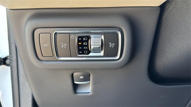 new 2025 Lincoln Nautilus car, priced at $55,035