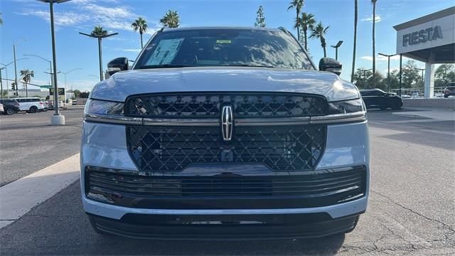 new 2025 Lincoln Navigator car, priced at $102,872