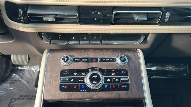 used 2020 Lincoln Aviator car, priced at $38,952