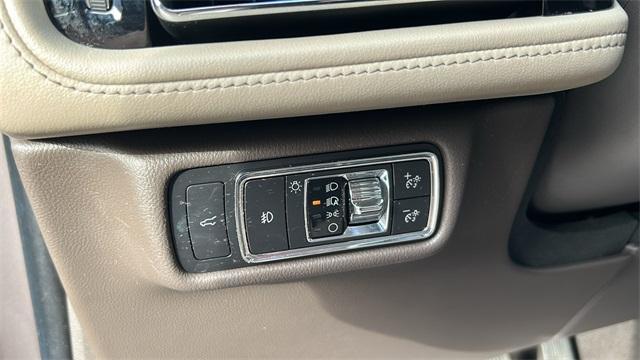 used 2020 Lincoln Aviator car, priced at $38,952