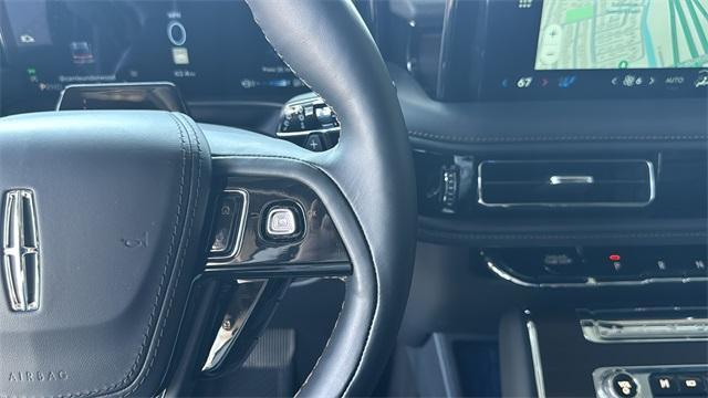 new 2025 Lincoln Aviator car, priced at $72,995