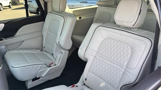 new 2024 Lincoln Navigator L car, priced at $113,340