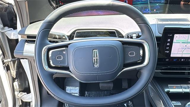 new 2025 Lincoln Nautilus car, priced at $62,455