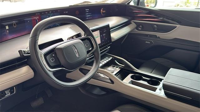 new 2025 Lincoln Nautilus car, priced at $62,320
