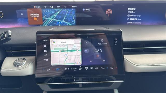 new 2025 Lincoln Nautilus car, priced at $62,320