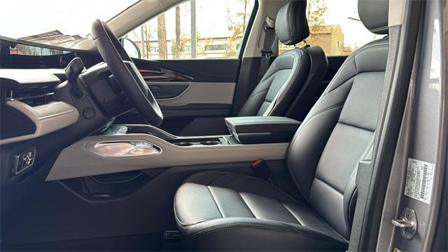 new 2025 Lincoln Nautilus car, priced at $62,320