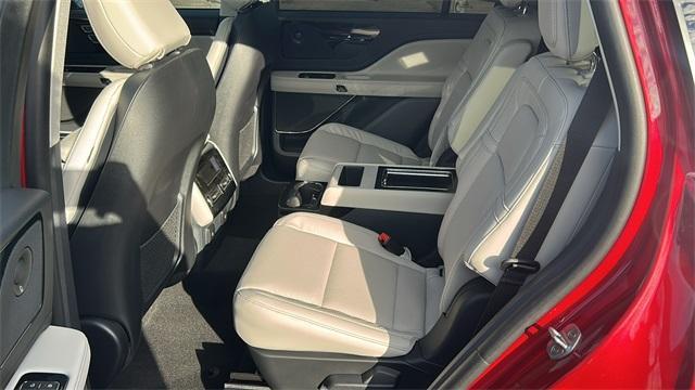 new 2025 Lincoln Aviator car, priced at $72,446