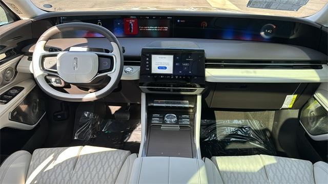 new 2024 Lincoln Nautilus car, priced at $75,195
