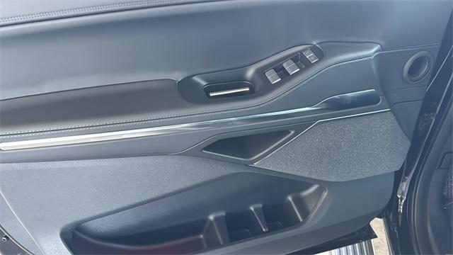 new 2025 Lincoln Navigator L car, priced at $108,140