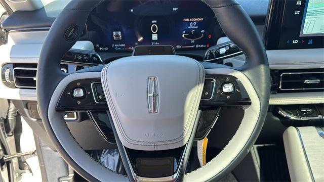 new 2025 Lincoln Aviator car, priced at $73,534
