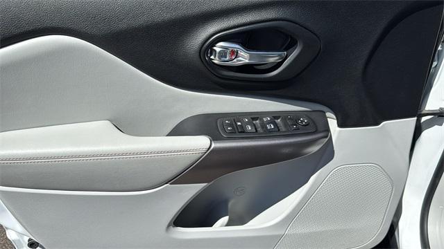 used 2021 Jeep Cherokee car, priced at $22,308