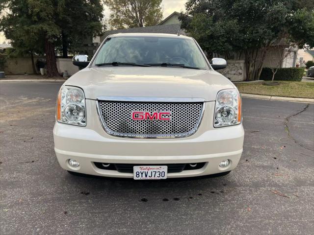 used 2013 GMC Yukon XL car, priced at $9,990