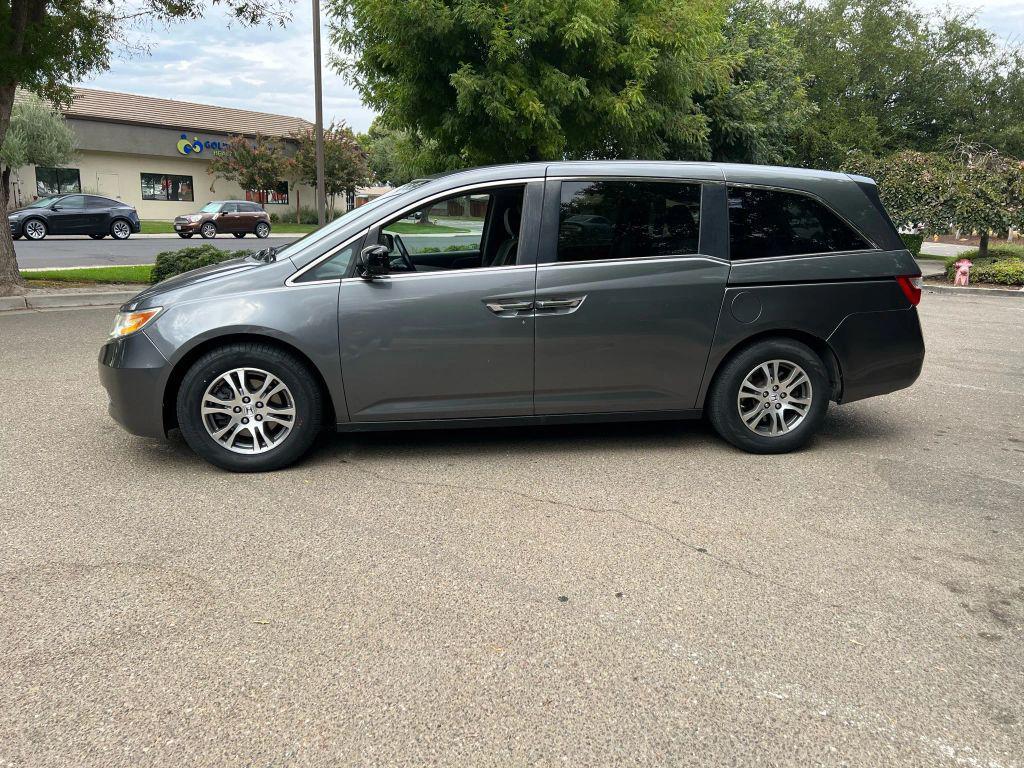 used 2011 Honda Odyssey car, priced at $6,900