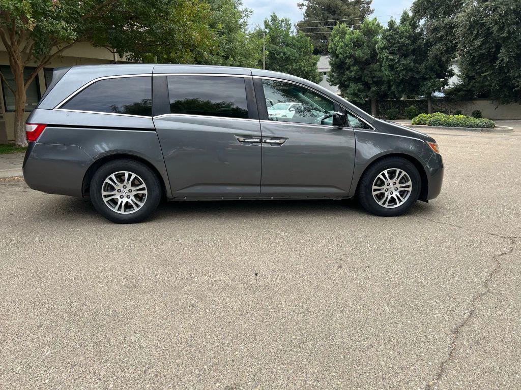 used 2011 Honda Odyssey car, priced at $6,900