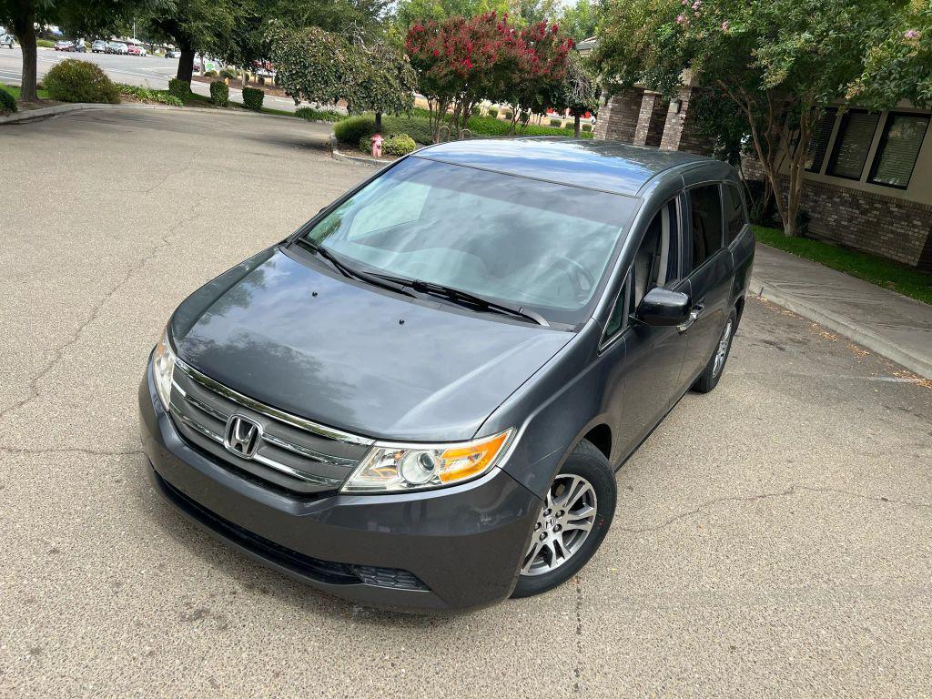 used 2011 Honda Odyssey car, priced at $6,900