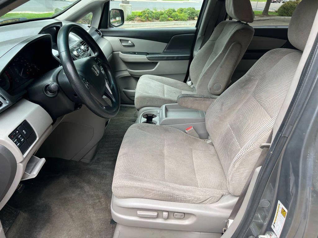 used 2011 Honda Odyssey car, priced at $6,900