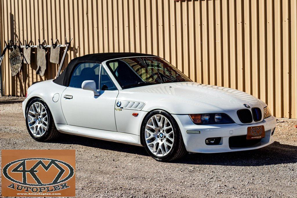 used 1997 BMW Z3 car, priced at $11,900