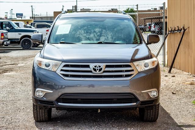 used 2013 Toyota Highlander car, priced at $16,500