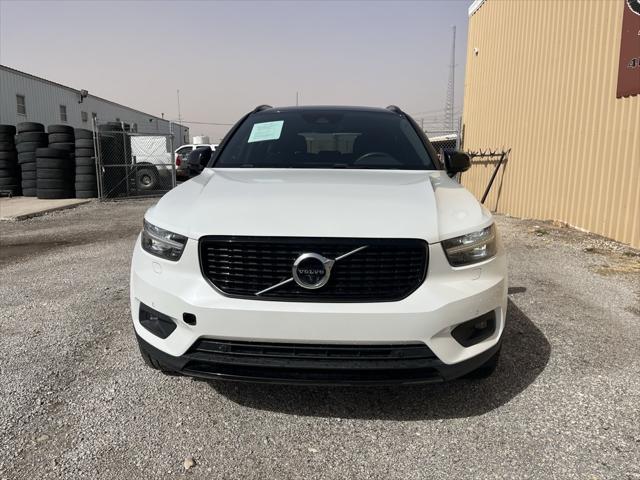 used 2019 Volvo XC40 car, priced at $20,400