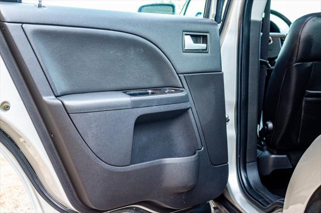 used 2006 Mercury Montego car, priced at $7,300