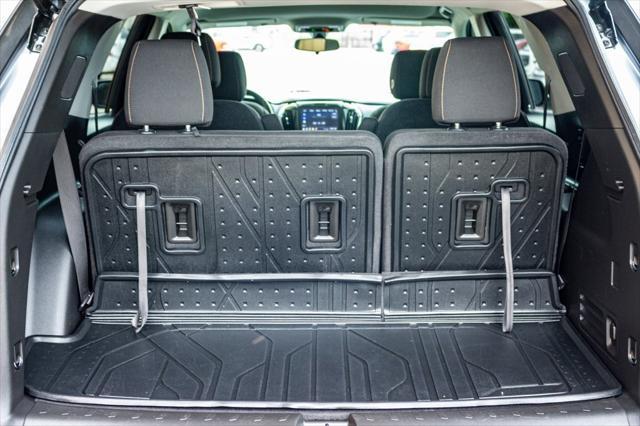 used 2021 Chevrolet Traverse car, priced at $25,300