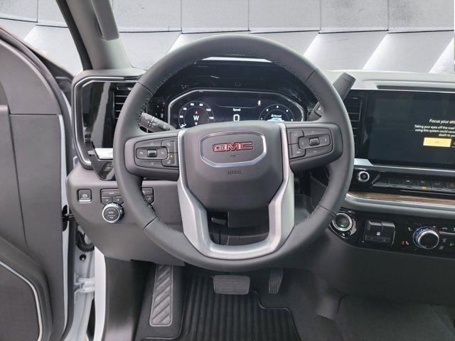 new 2025 GMC Sierra 1500 car, priced at $56,039